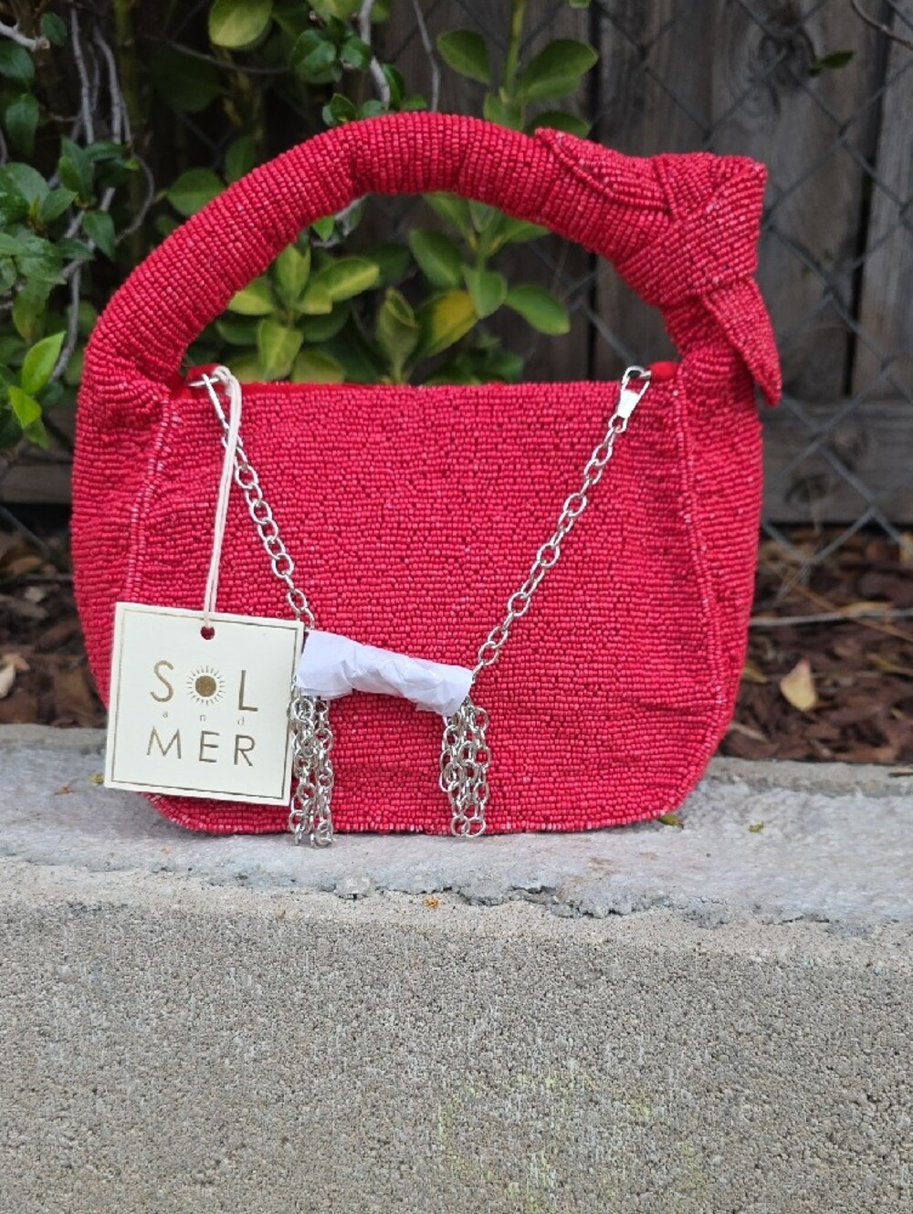 Red Picnic Beaded Bag - Picture 3 of 8